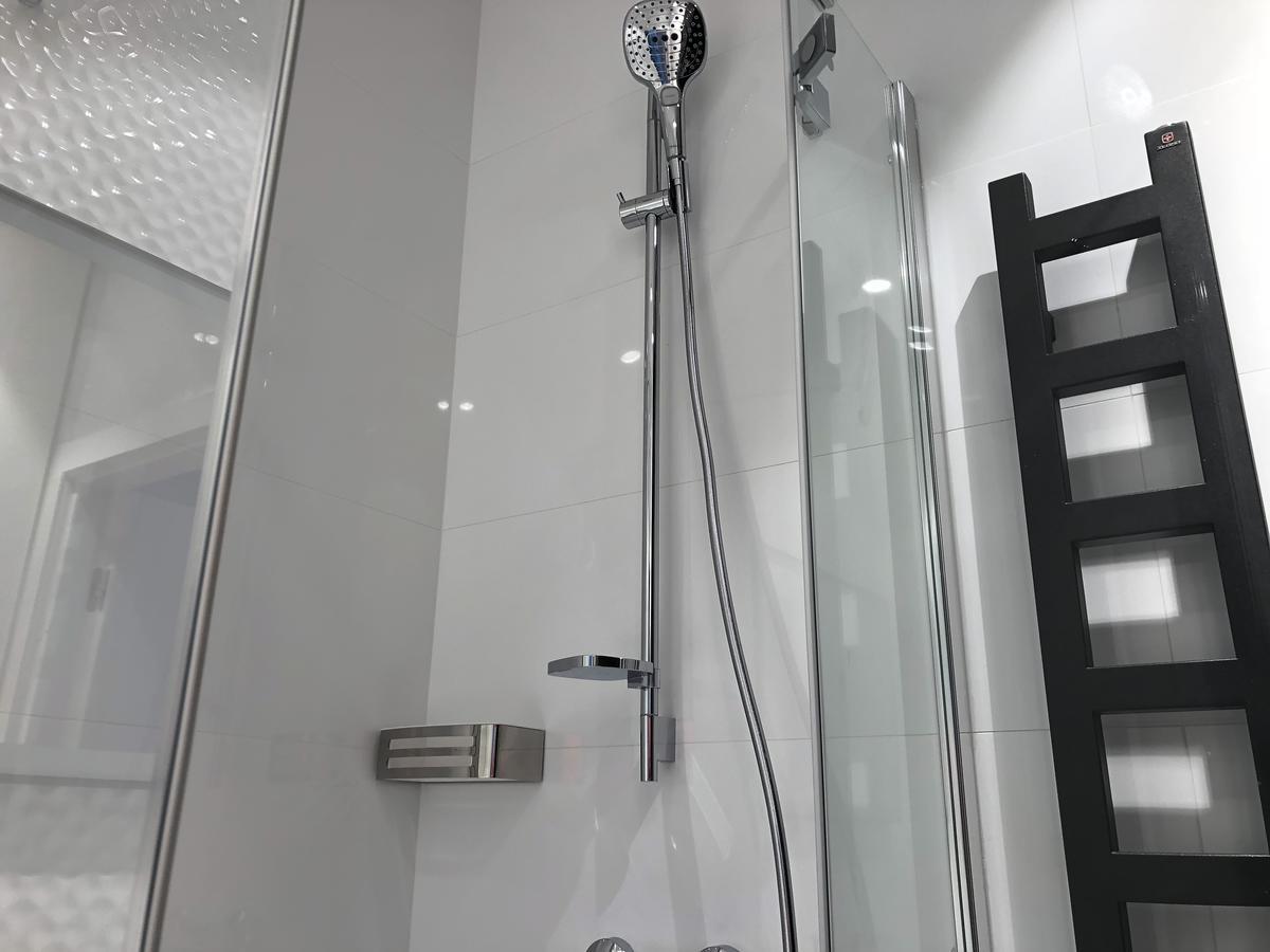 לבוב Bon Apetit Apartament מראה חיצוני תמונה